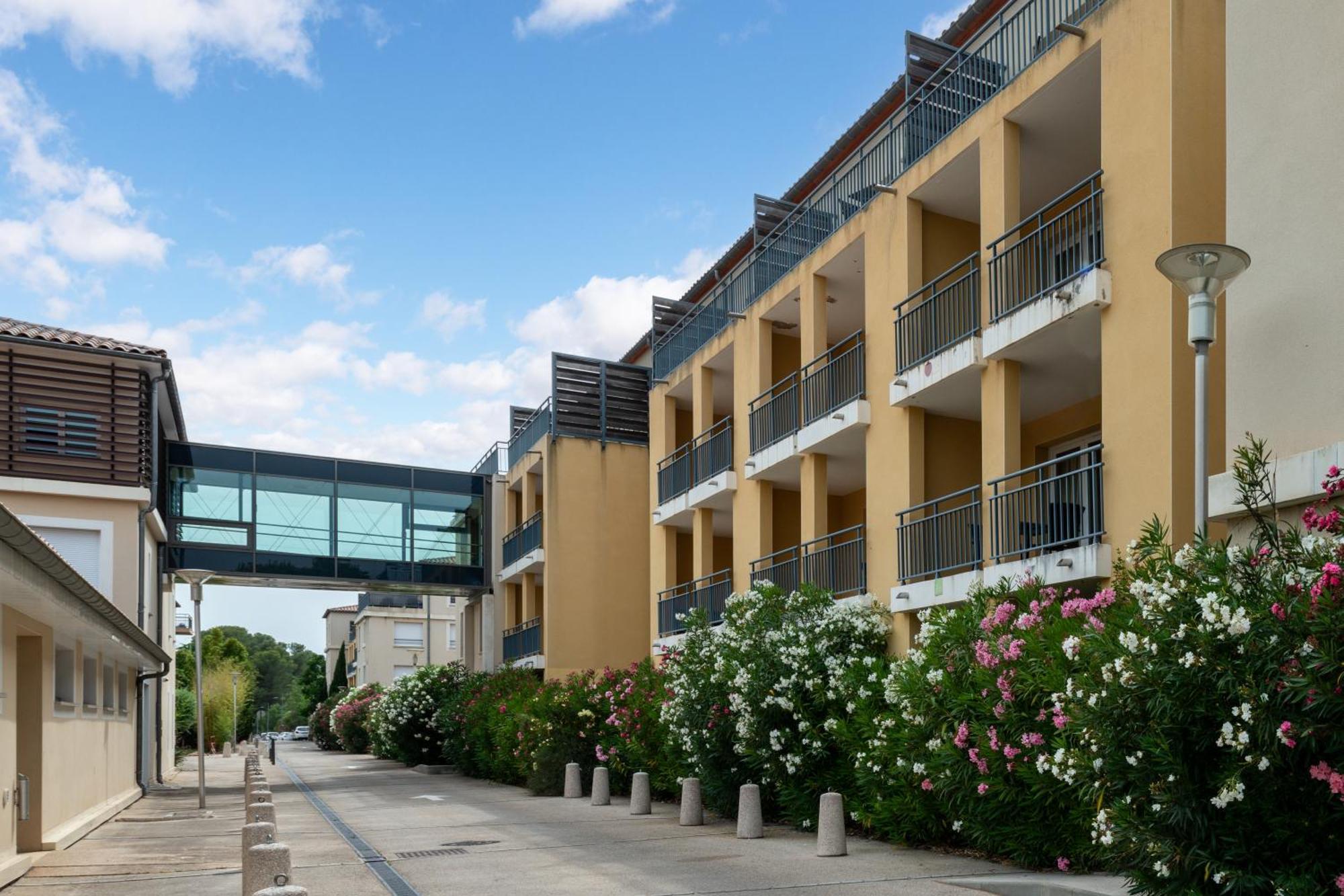 Zenitude Hotel La Valadiere, Ascend Hotel Collection Juvignac Luaran gambar
