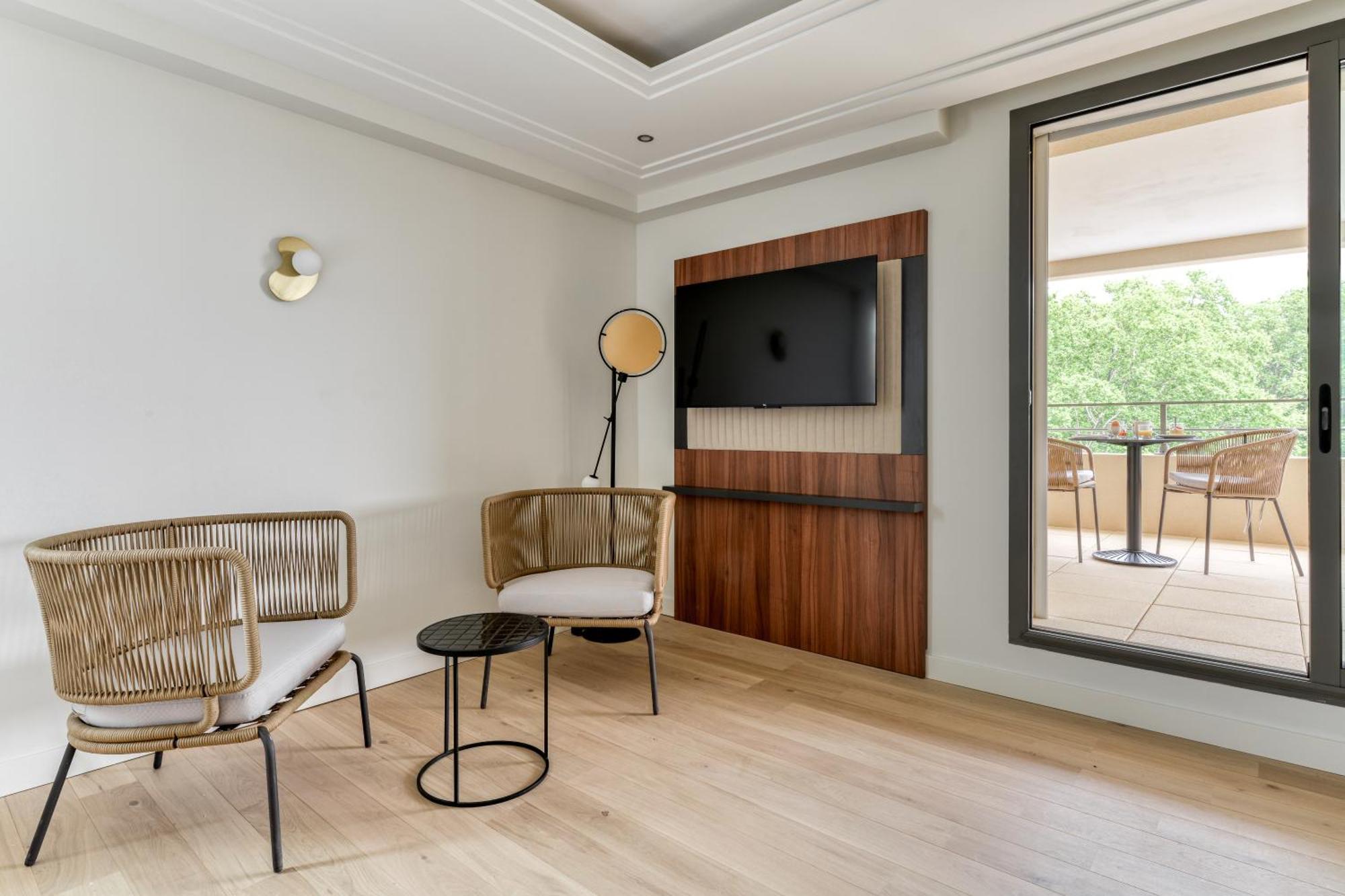 Zenitude Hotel La Valadiere, Ascend Hotel Collection Juvignac Luaran gambar