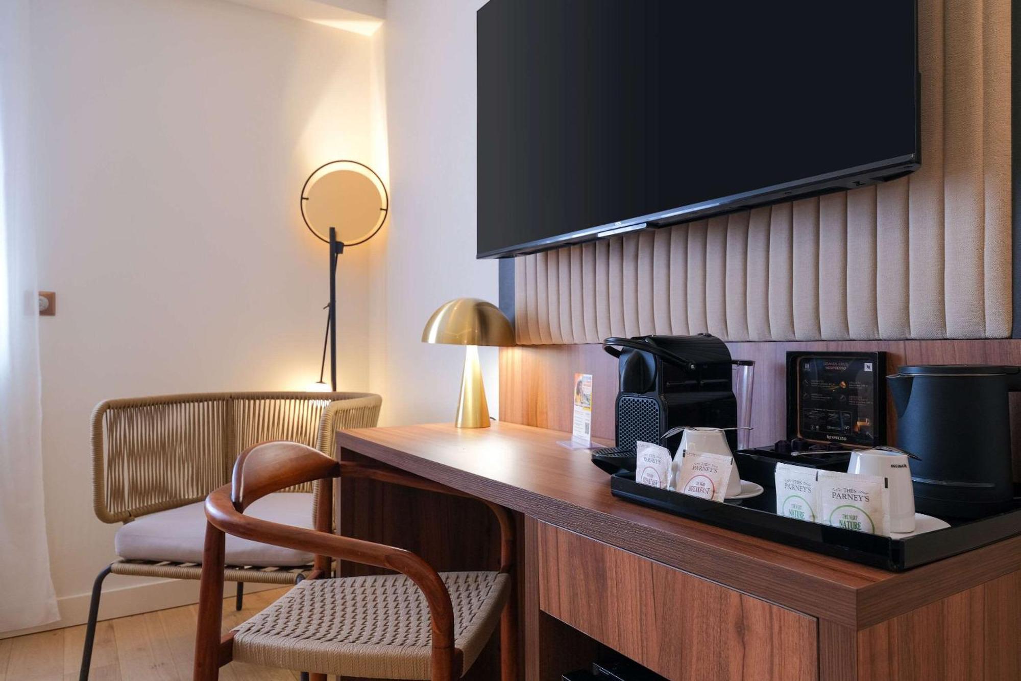 Zenitude Hotel La Valadiere, Ascend Hotel Collection Juvignac Luaran gambar