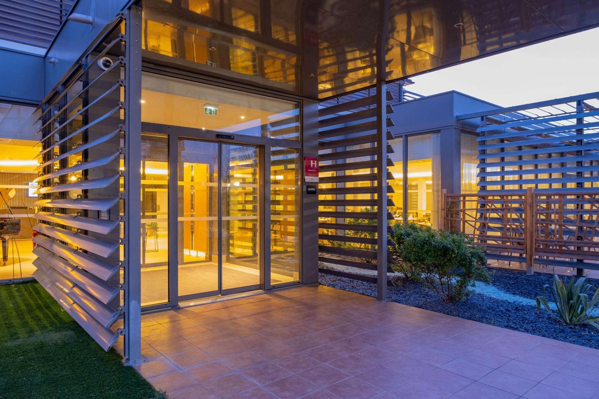 Zenitude Hotel La Valadiere, Ascend Hotel Collection Juvignac Luaran gambar